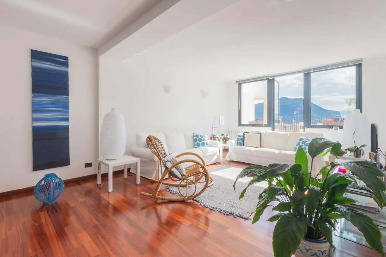 Domus Sicily - Cettina Villa Mondello 0*,